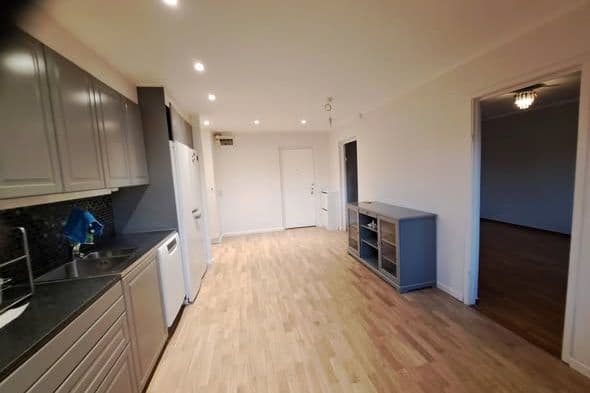 Rymlig 2:a i Klostergården uthyres